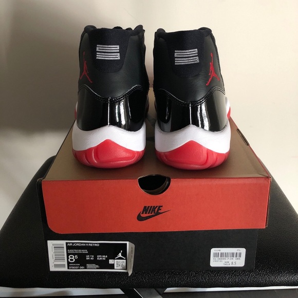 JORDAN 11 BRED (2019) Size 8.5 M - Picture 4 of 6